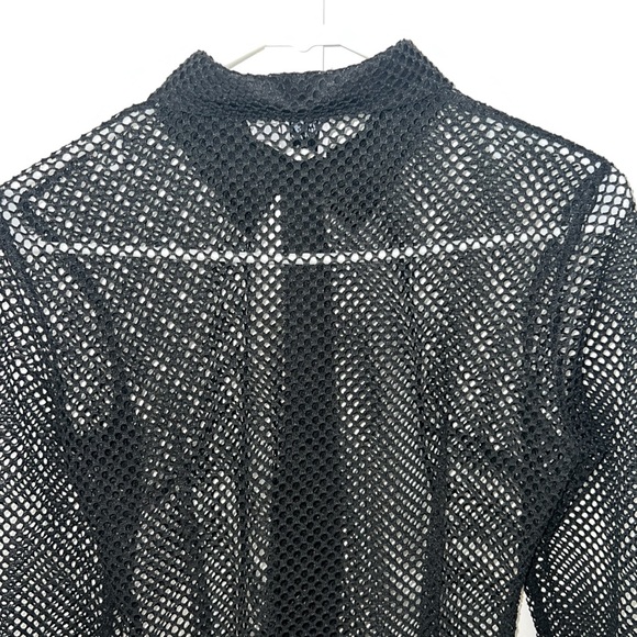Princess Polly black net button up shirt. NWOT. Size US 4. Perfect condition. - Picture 11 of 13